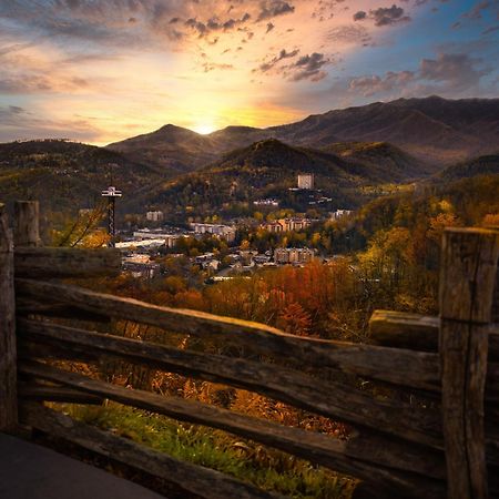 Tranquility Hollow, Indoor Pool, Game Room, 1089 Free Tickets Each Paid Day, Dollywood And More! Sevierville Exterior foto