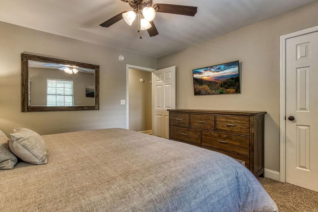 Tranquility Hollow, Indoor Pool, Game Room, 1089 Free Tickets Each Paid Day, Dollywood And More! Sevierville Exterior foto