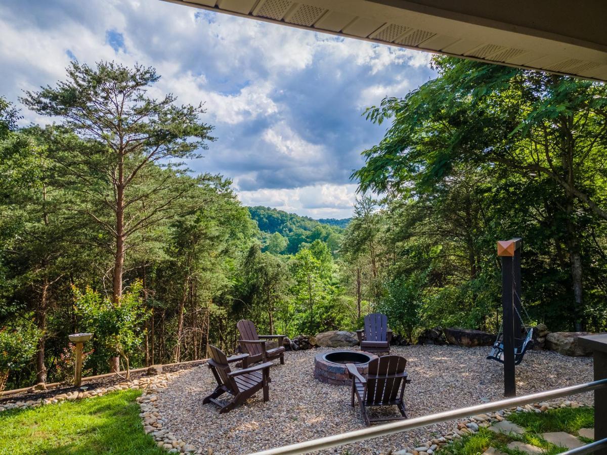Tranquility Hollow, Indoor Pool, Game Room, 1089 Free Tickets Each Paid Day, Dollywood And More! Sevierville Exterior foto